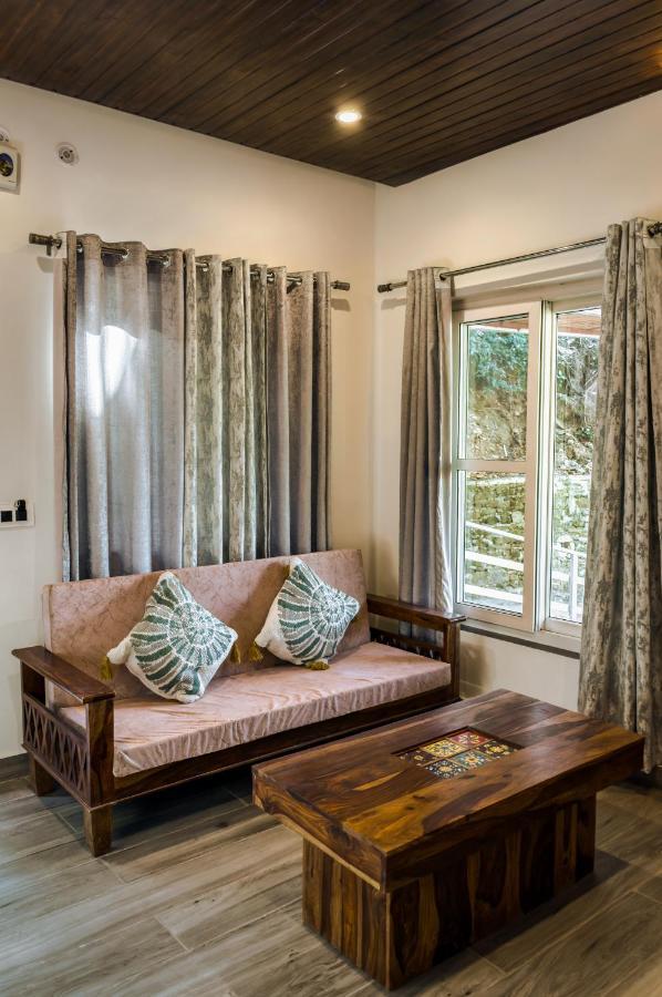 The Frostwood Resort Ranikhet Dış mekan fotoğraf